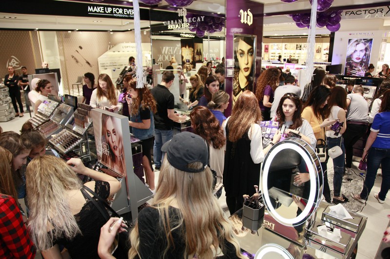 Urban Decay's Week-End With an Edge at ABC Achrafieh